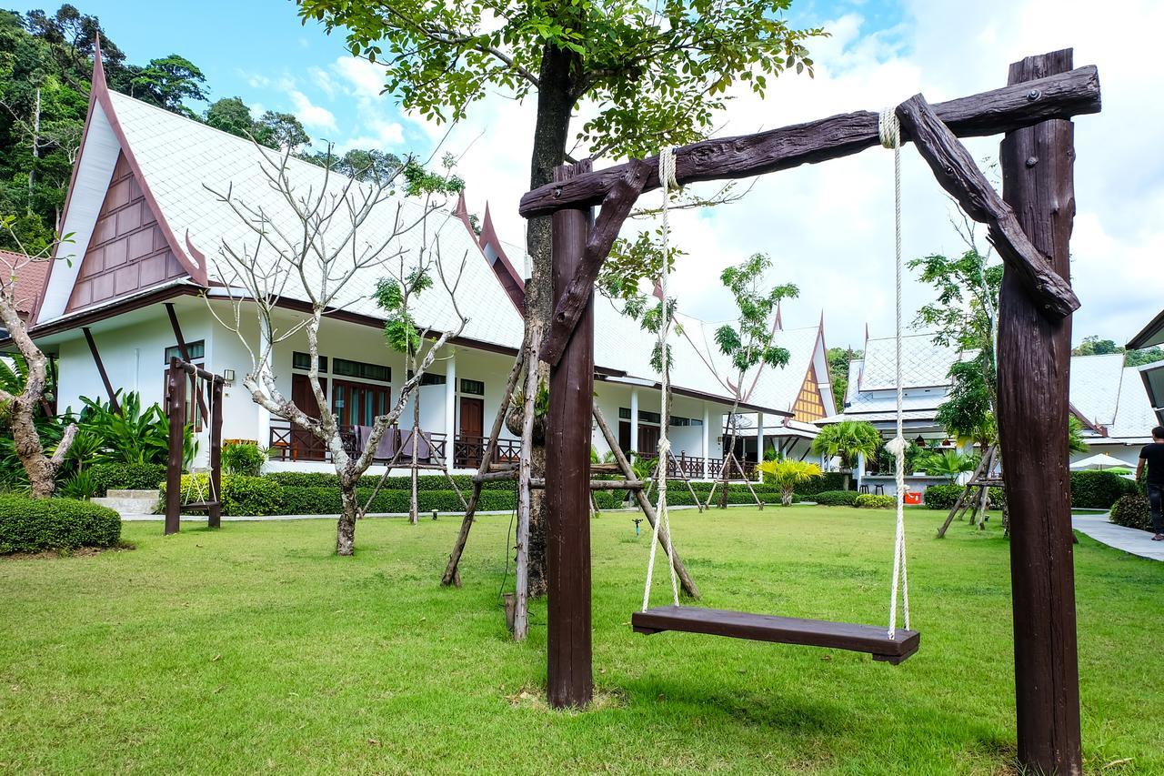 Bhu Tarn Koh Chang Resort & Spa Kültér fotó